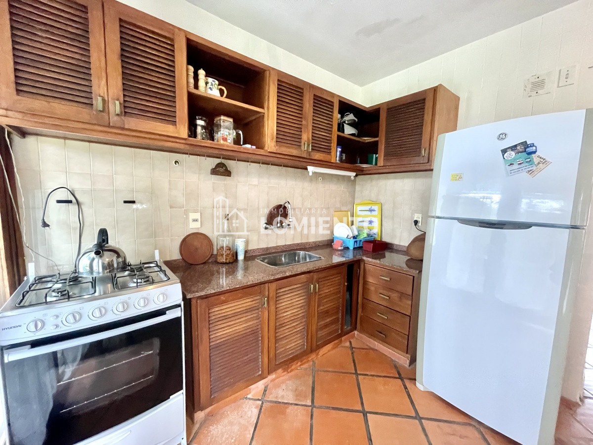 Apartamento ID.1132 - Venta-alquiler temporada apartamento de 4 dormitorios complejo Green Grass