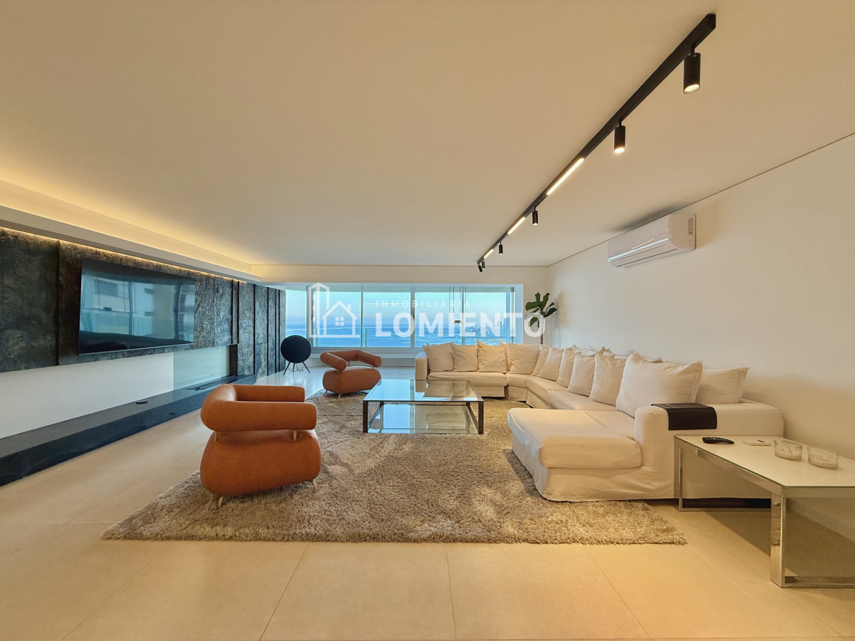 Apartamento ID.1663 - Venta exclusivo apartamento 4 dormitorios Playa Brava 