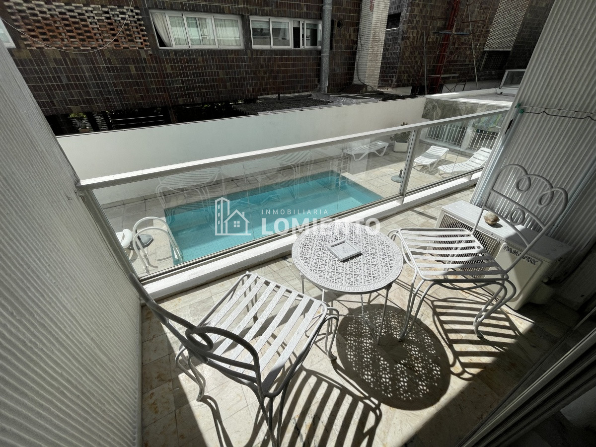 Apartamento ID.1300 - Venta apartamento 1 dormitorio y medio Zona Península 