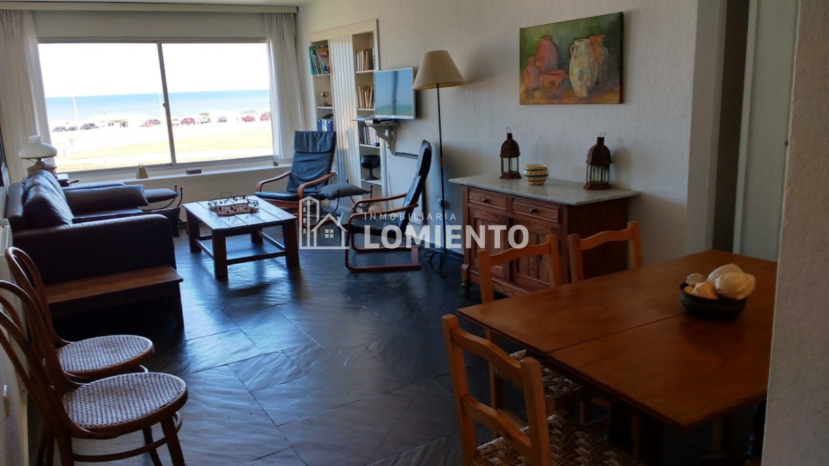 Apartamento ID.663 - Alquiler anual-temporada apartamento 2 dormitorios frente playa brava