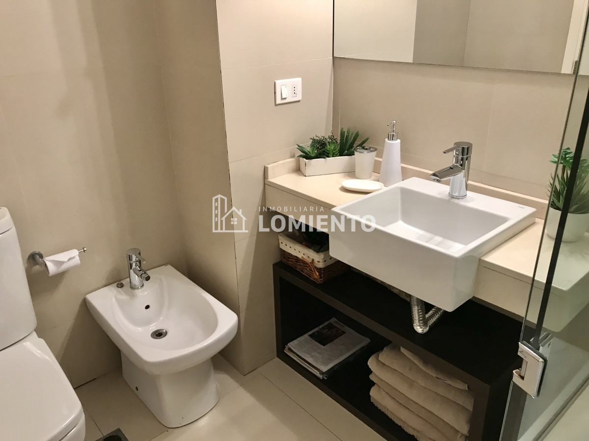Apartamento ID.888 - Venta- alquiler temporada apartamento 1 dormitorio y medio Edificio Unique 