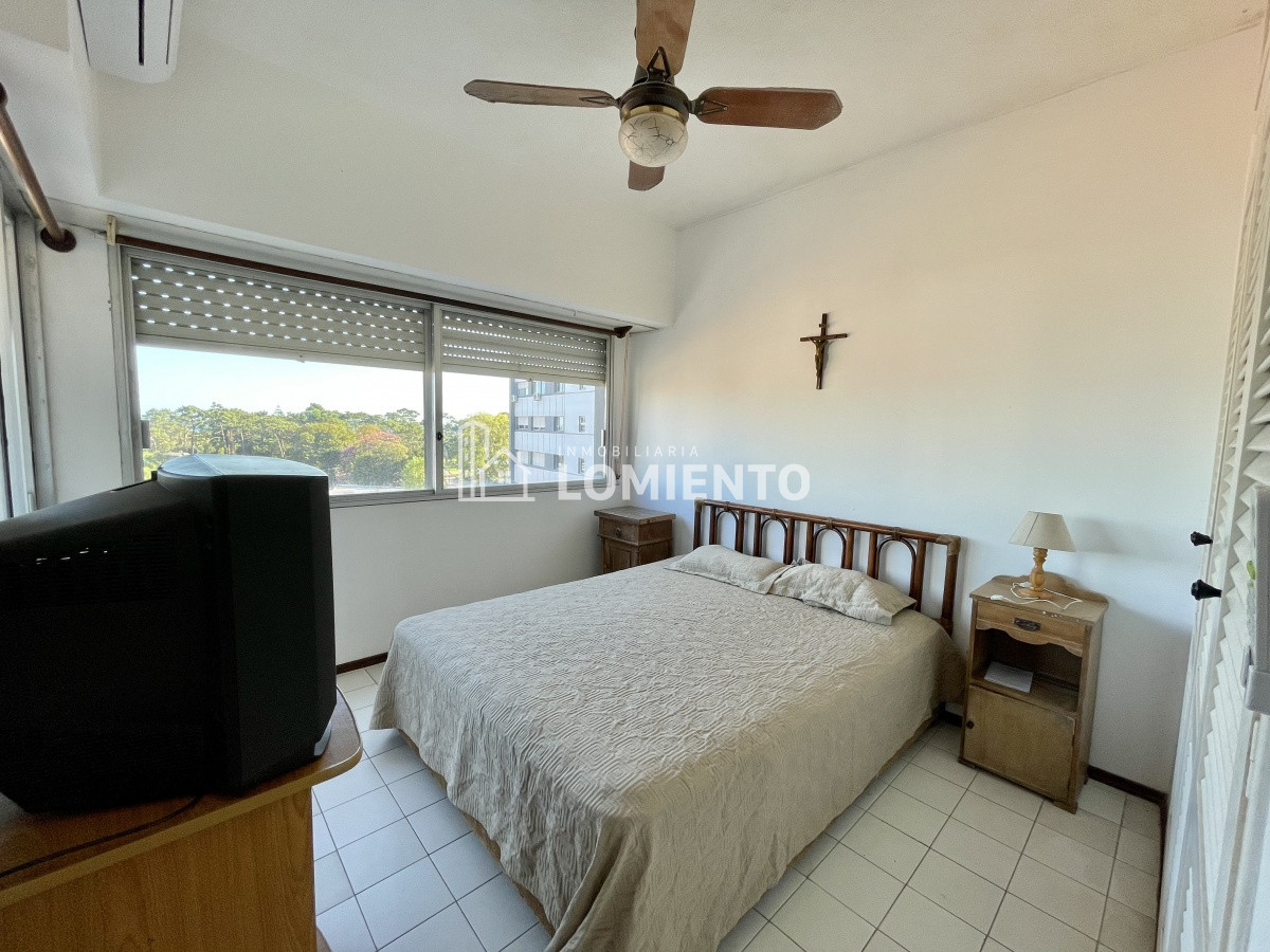 Apartamento ID.123 - Oportunidad Venta- Alquiler invierno Apartamento 2 Dormitorios Zona Roosevelt