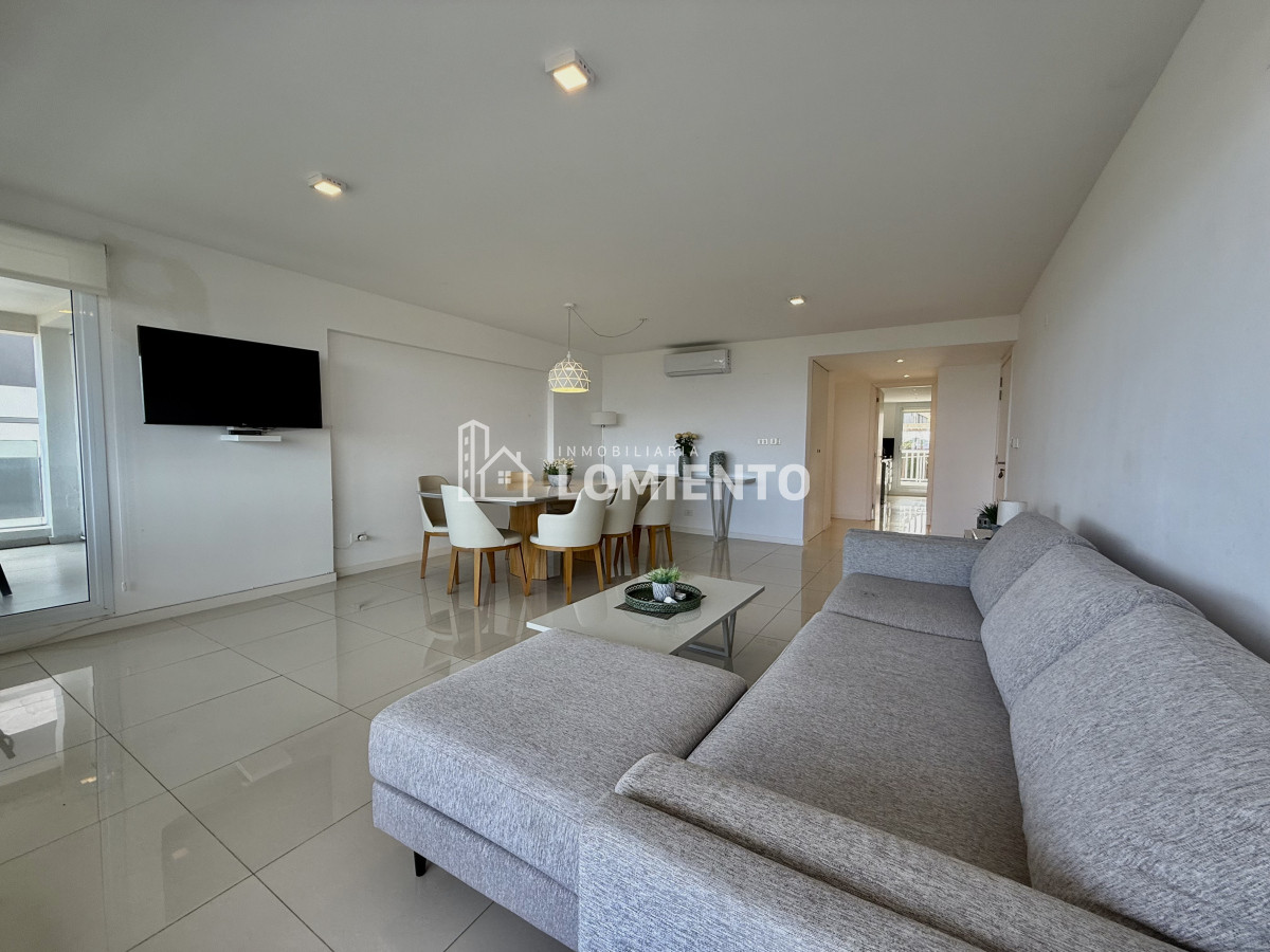 Apartamento ID.1677 - Venta- alquiler apartamento primera línea al mar 3 dormitorios Edificio Horizonte 