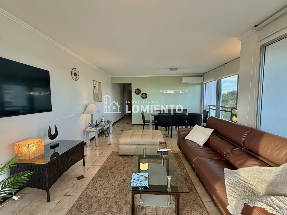 Apartamento ID.1825 - Venta- alquiler anual apartamento 3 dormitorios en Edificio Jardines del Country