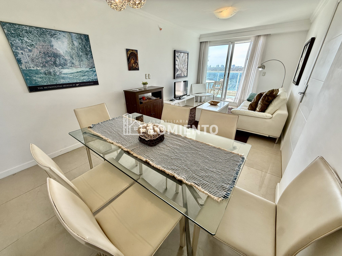 Apartamento ID.1726 - Venta apartamento 2 dormitorios y medio Edificio Casino Tower