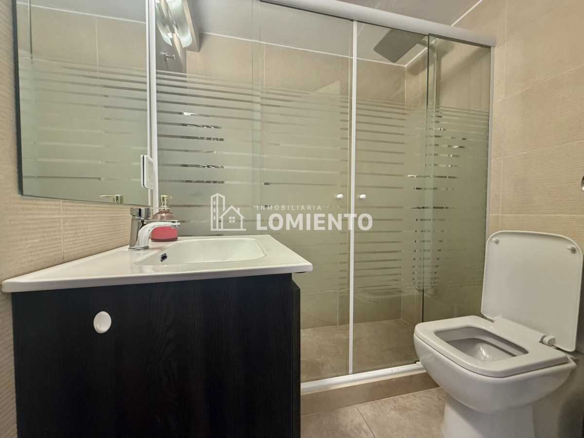 Apartamento ID.1826 - Venta- alquiler anual amplio apartamento de 1 dormitorio Torre Punta del Este