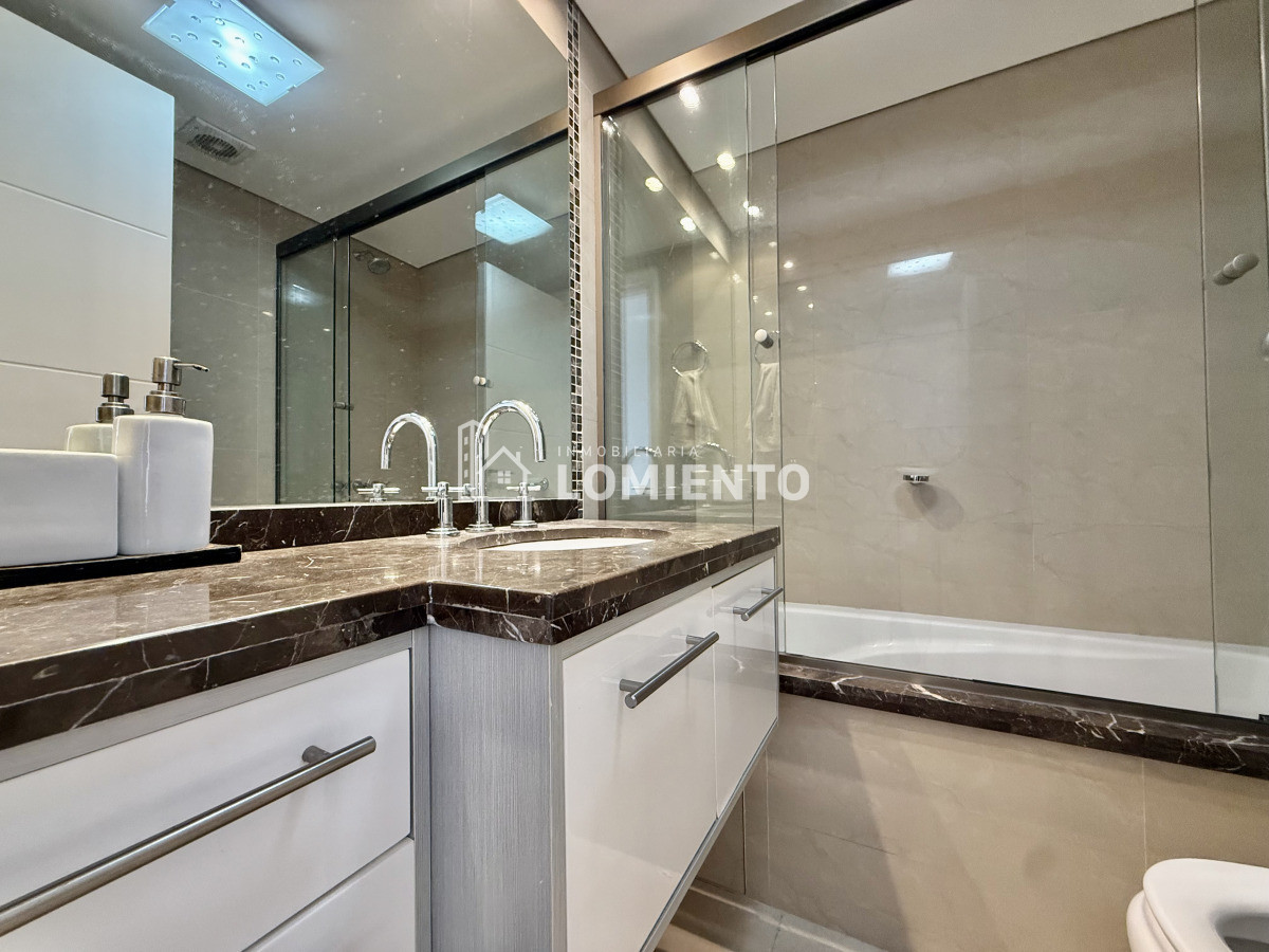 Apartamento ID.1726 - Venta apartamento 2 dormitorios y medio Edificio Casino Tower