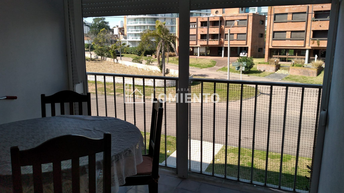 Apartamento ID.1577 - Alquiler temporada apartamentos 3 dormitorios Playa Mansa 