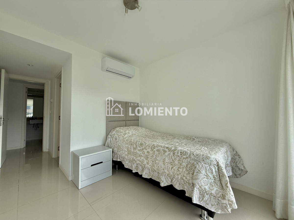 Apartamento ID.1677 - Venta- alquiler apartamento primera línea al mar 3 dormitorios Edificio Horizonte 