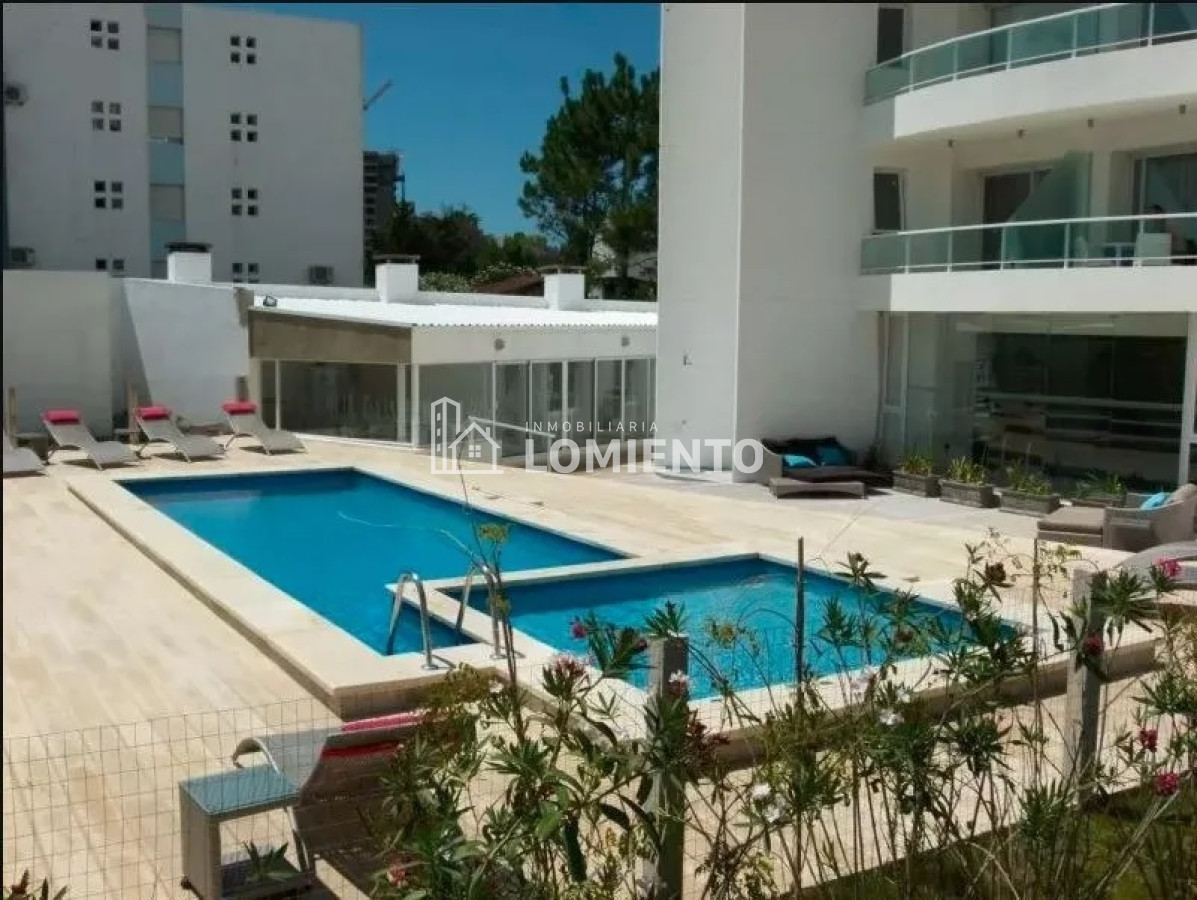 Apartamento ID.994 - Venta Apartamento 2 dormitorios y medio Pent-house Botavara