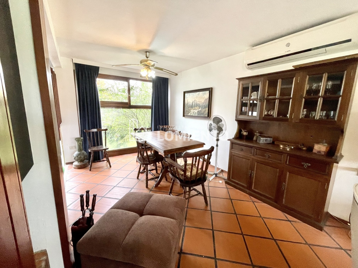 Apartamento ID.1132 - Venta-alquiler temporada apartamento de 4 dormitorios complejo Green Grass