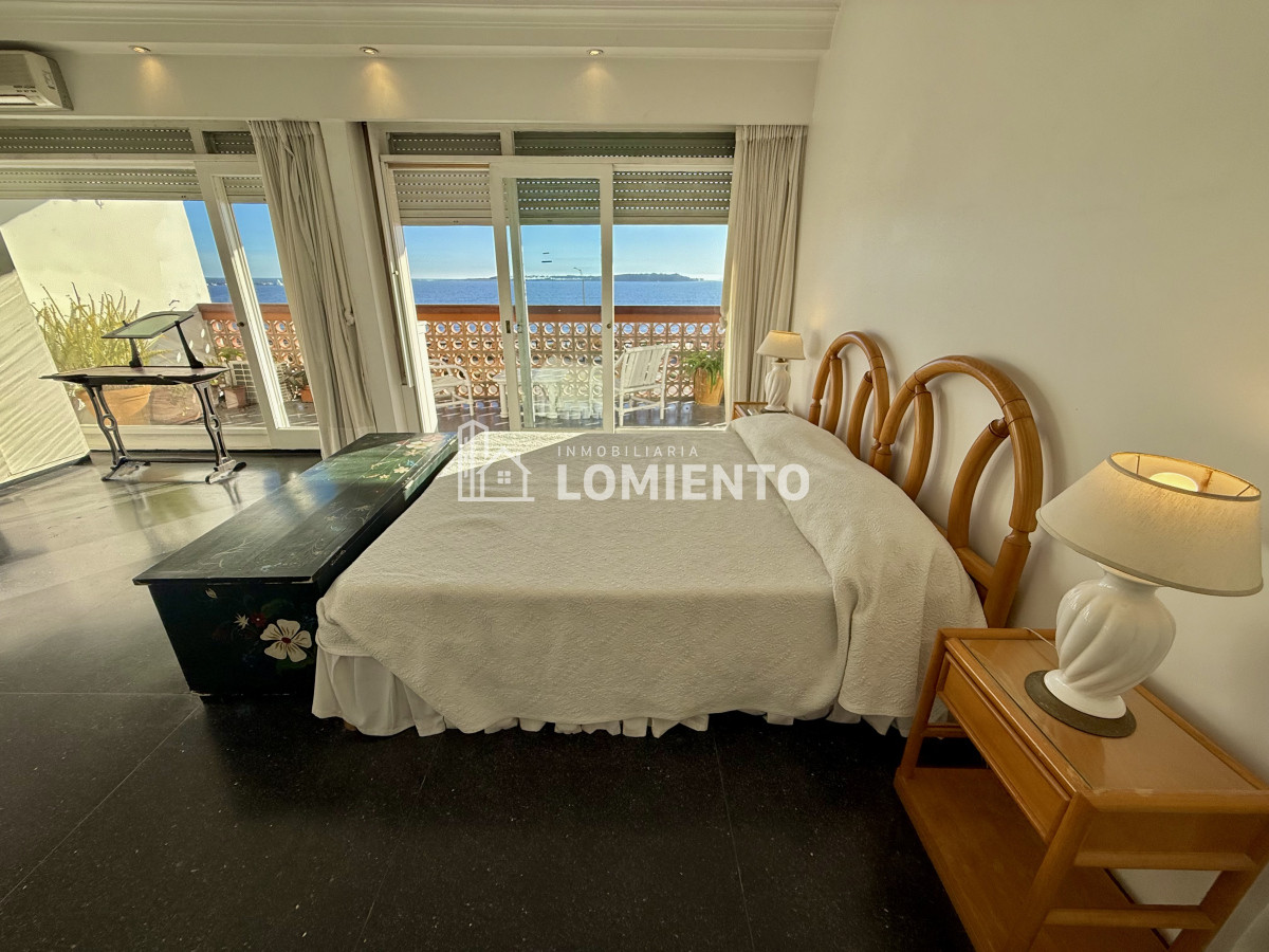 Apartamento ID.820 - Venta apartamento 2 dormitorios y servicio Torre Vanguardia