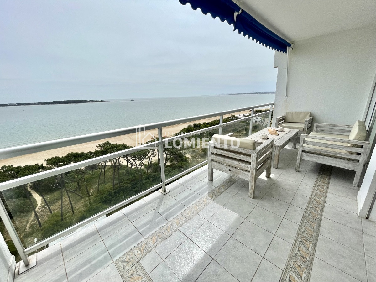Apartamento ID.1232 - Alquiler temporada apartamento 1 dormitorio Playa Mansa, vista al mar!!
