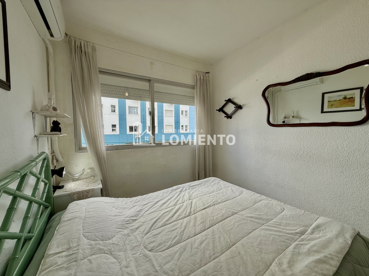Apartamento ID.1655 - Venta monoambiente en Edificio Chesterfield Tower