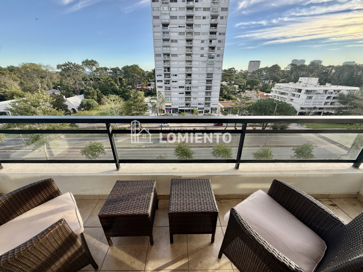 Apartamento ID.1825 - Venta- alquiler anual apartamento 3 dormitorios en Edificio Jardines del Country