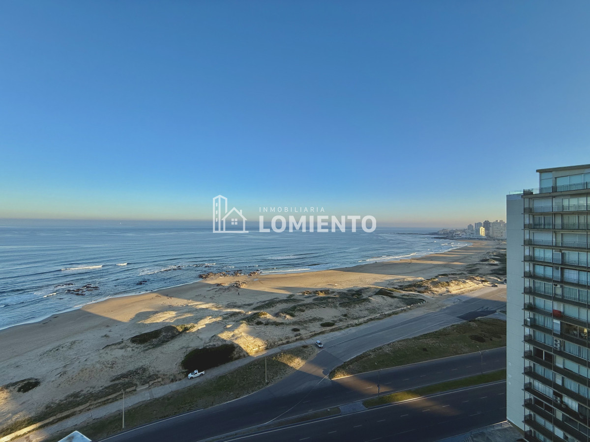 Apartamento ID.1663 - Venta exclusivo apartamento 4 dormitorios Playa Brava 