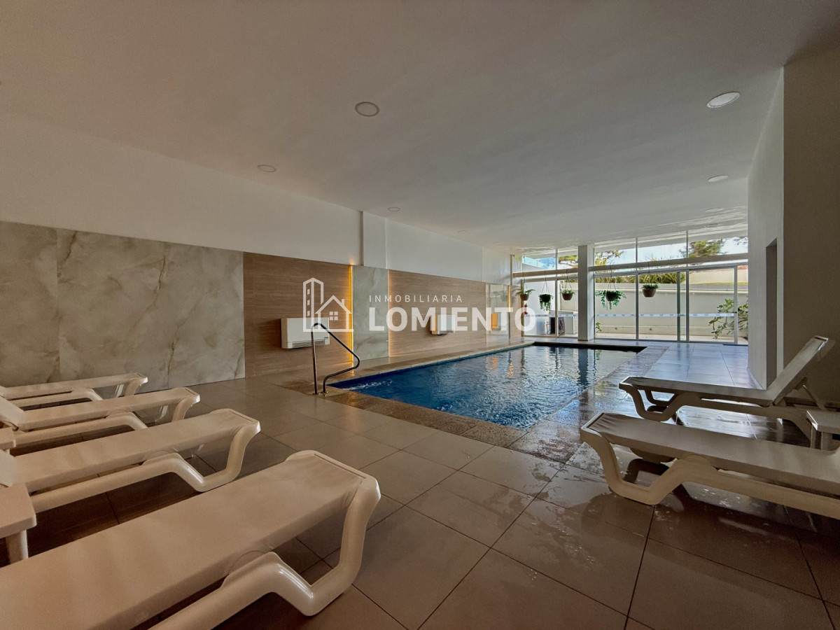 Apartamento ID.1804 - Venta apartamento 2 dormitorios y servicio Edificio Horizonte 