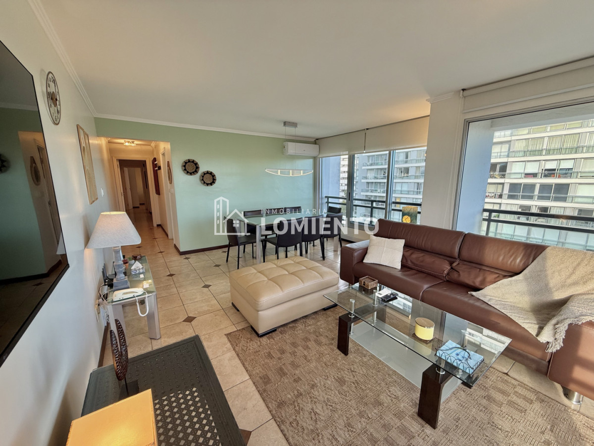 Apartamento ID.1825 - Venta- alquiler anual apartamento 3 dormitorios en Edificio Jardines del Country