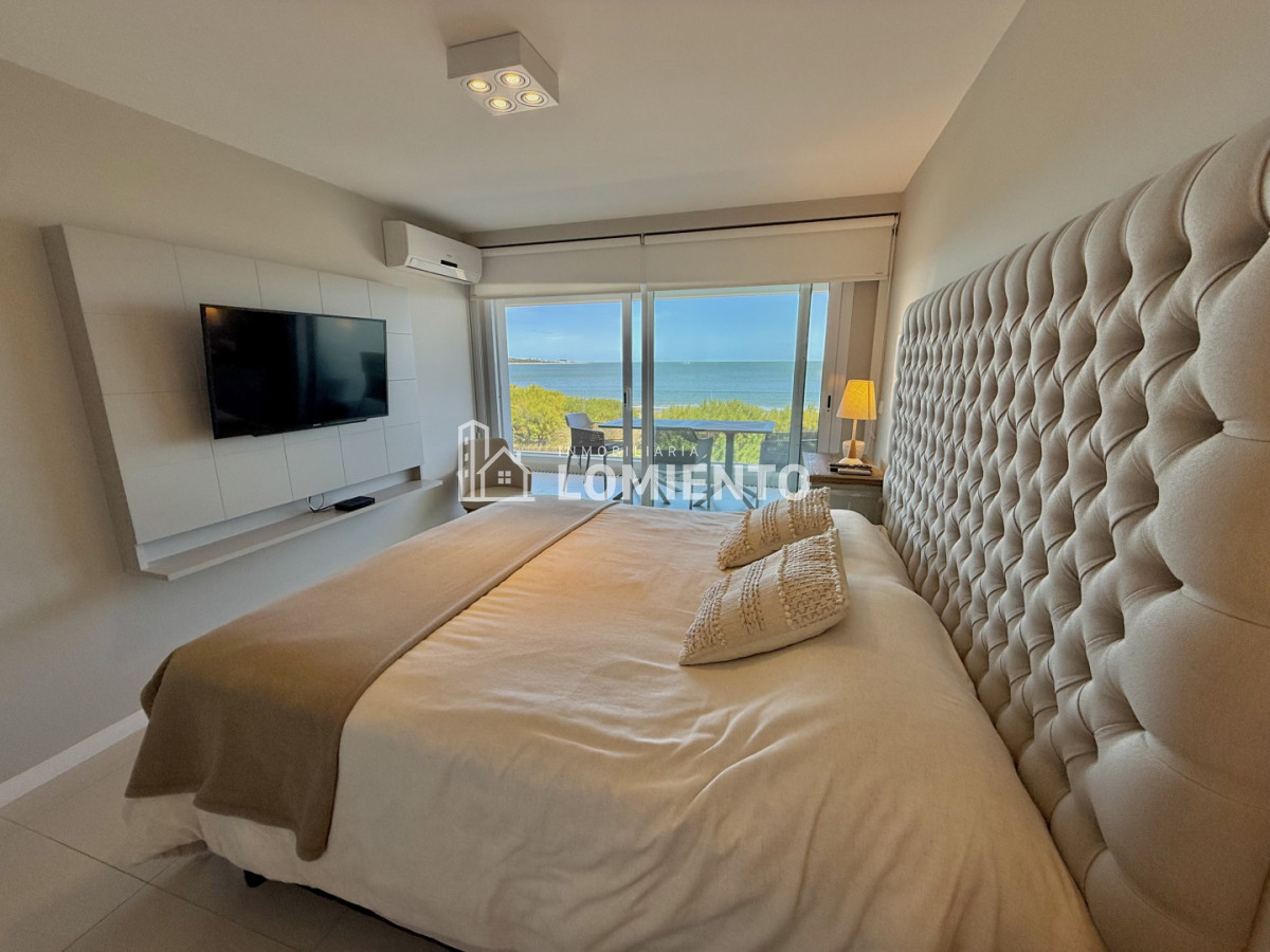 Apartamento ID.1804 - Venta apartamento 2 dormitorios y servicio Edificio Horizonte 