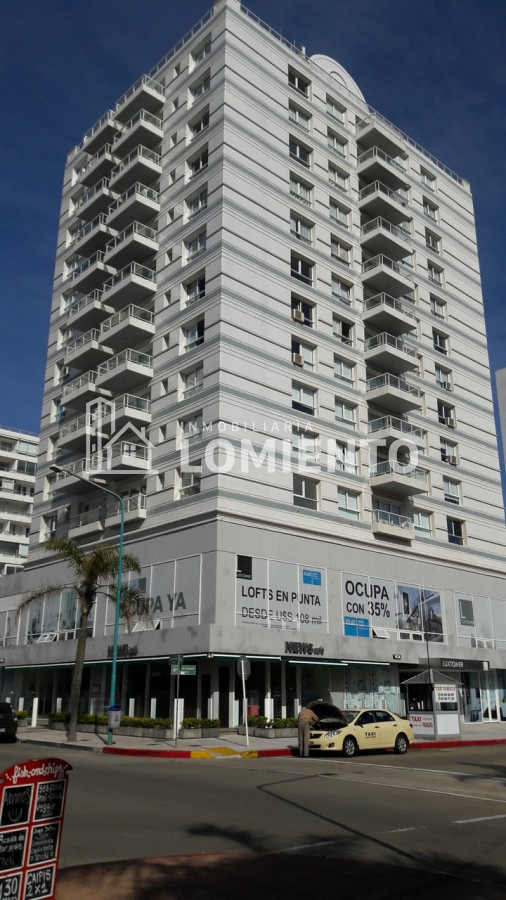 Apartamento ID.1653 - Oportunidad Venta apartamento 1 dormitorio edificio Lux Tower 