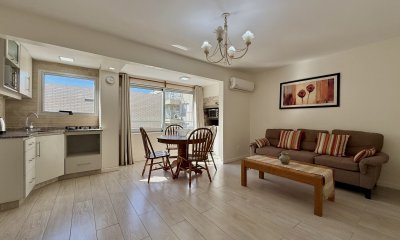 Oportunidad venta apartamento 1 dormitorio y medio con parrillero en Peninsula
