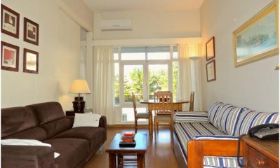 Venta-Alquiler temporada apartamento 2 dormitorios Edificio Vanguardia- Playa Mansa