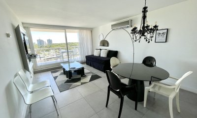 Venta apartamento 1 dormitorio y medio Torre Yoo