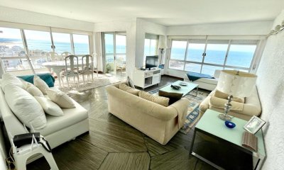 Venta apartamento 3 dormitorios en península, con gran vista al mar!!