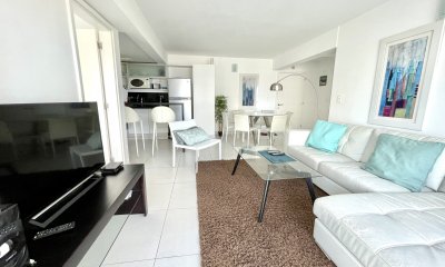 Venta apartamento 2 dormitorios Lux Tower