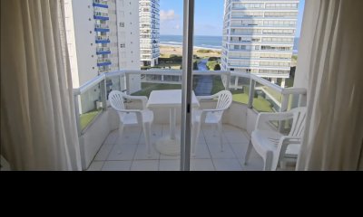 Venta apartamento 1 dormitorio Torre Marina II