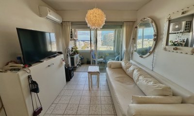 Venta-Alquiler temporada apartamento 1 dormitorio edificio Van Gogh