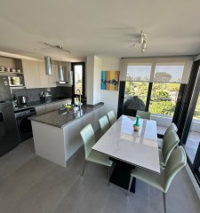 Alquiler temporada-venta apartamento 2 dormitorios Torre View
