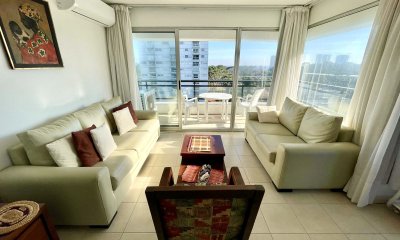 Venta- alquiler anual apartamento 3 dormitorios Jardines del Country -
