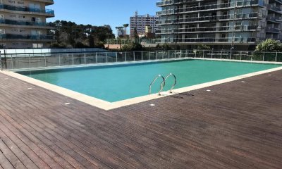 Alquiler anual-Venta apartamento 2 dormitorios Torre Francia.