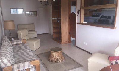 Venta apartamento 2 dormitorios Zona Roosevelt