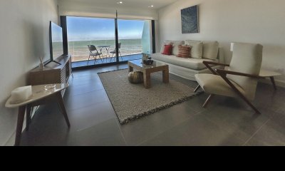 Venta apartamento 2 dormitorios vista al mar Edificio Bonaire