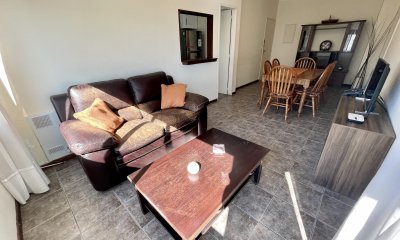 Venta- alquiler anual Apartamento 2 dormitorios con cochera