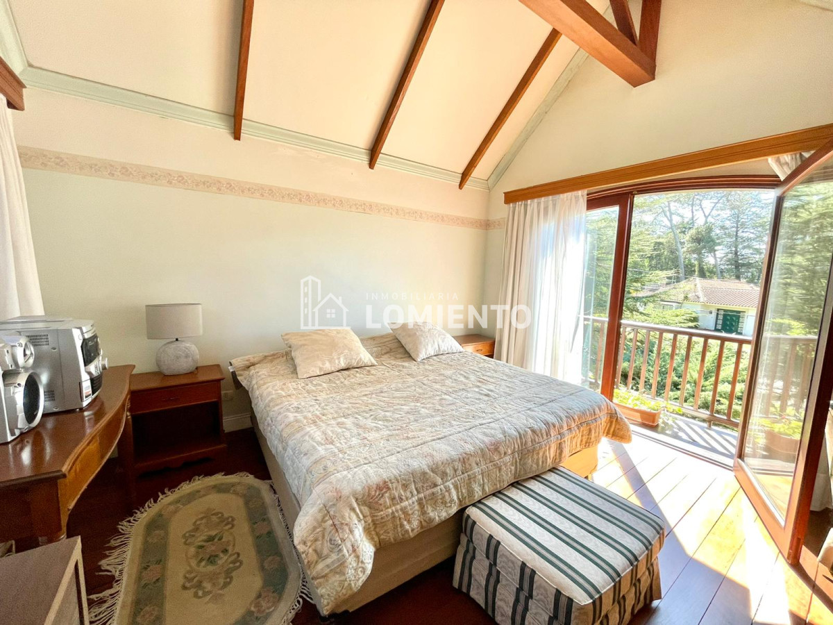 Casa ID.745 - Venta- alquiler temporada espectacular casa 4 dormitorios Cantegril 