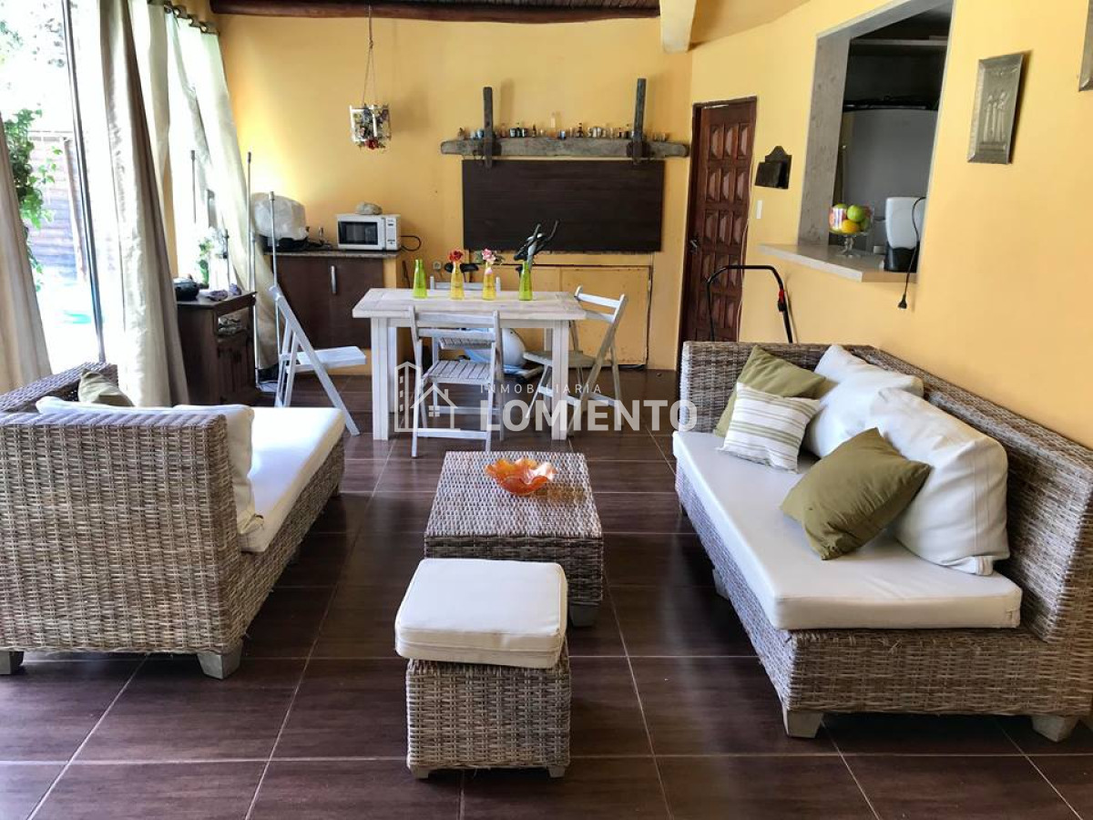 Casa ID.392 - Venta casa 4 dormitorios zona San Rafael
