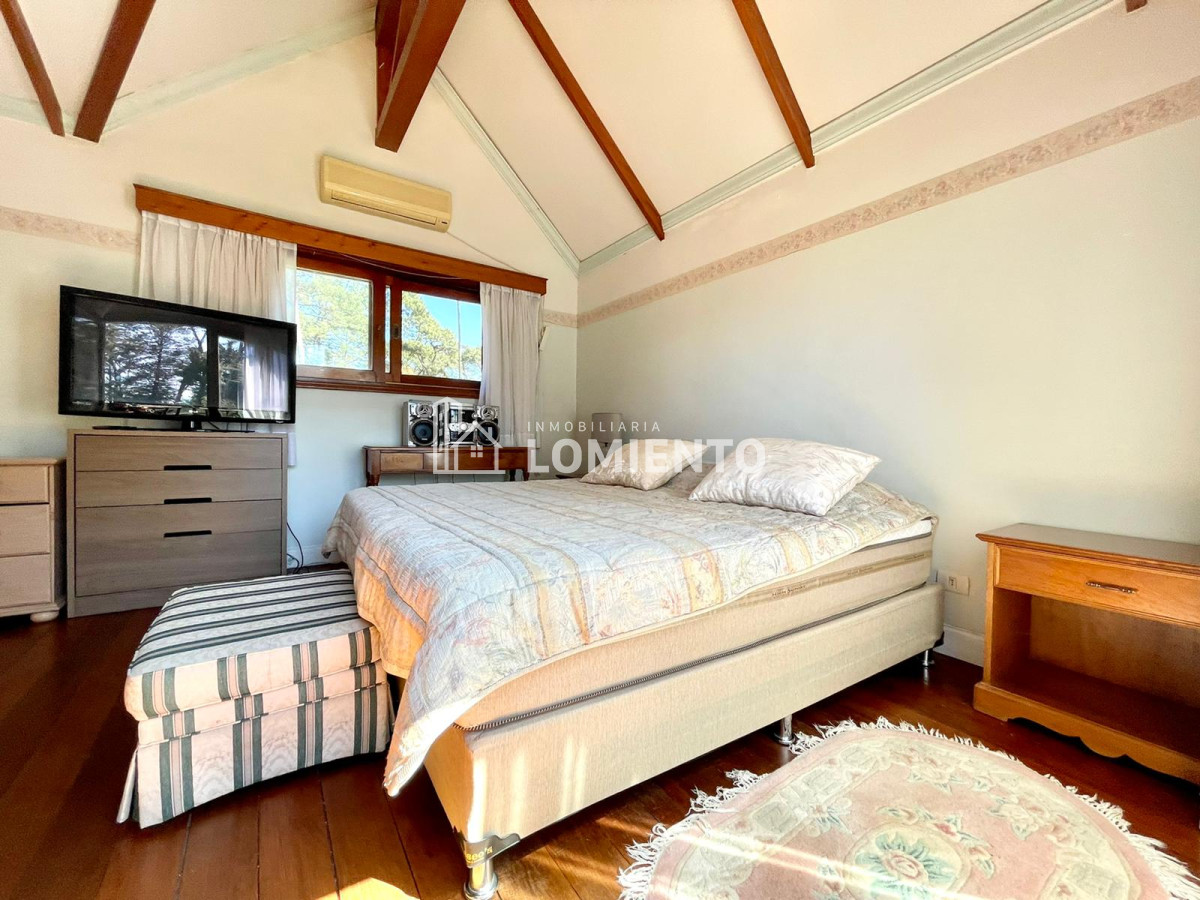 Casa ID.745 - Venta- alquiler temporada espectacular casa 4 dormitorios Cantegril 