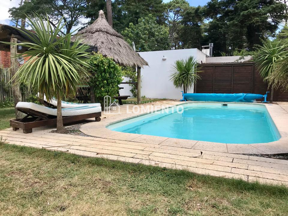 Casa ID.392 - Venta casa 4 dormitorios zona San Rafael