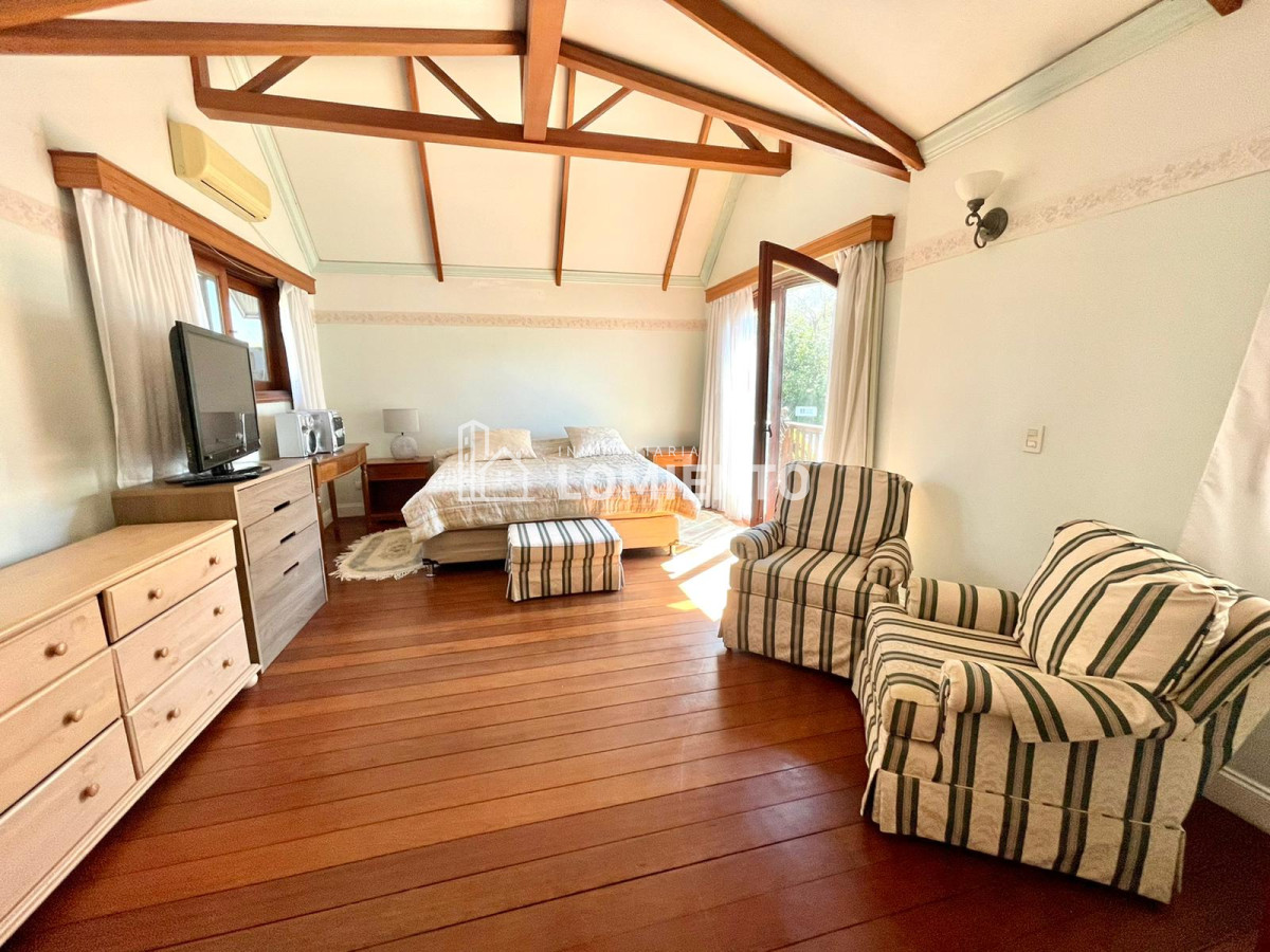 Casa ID.745 - Venta- alquiler temporada espectacular casa 4 dormitorios Cantegril 