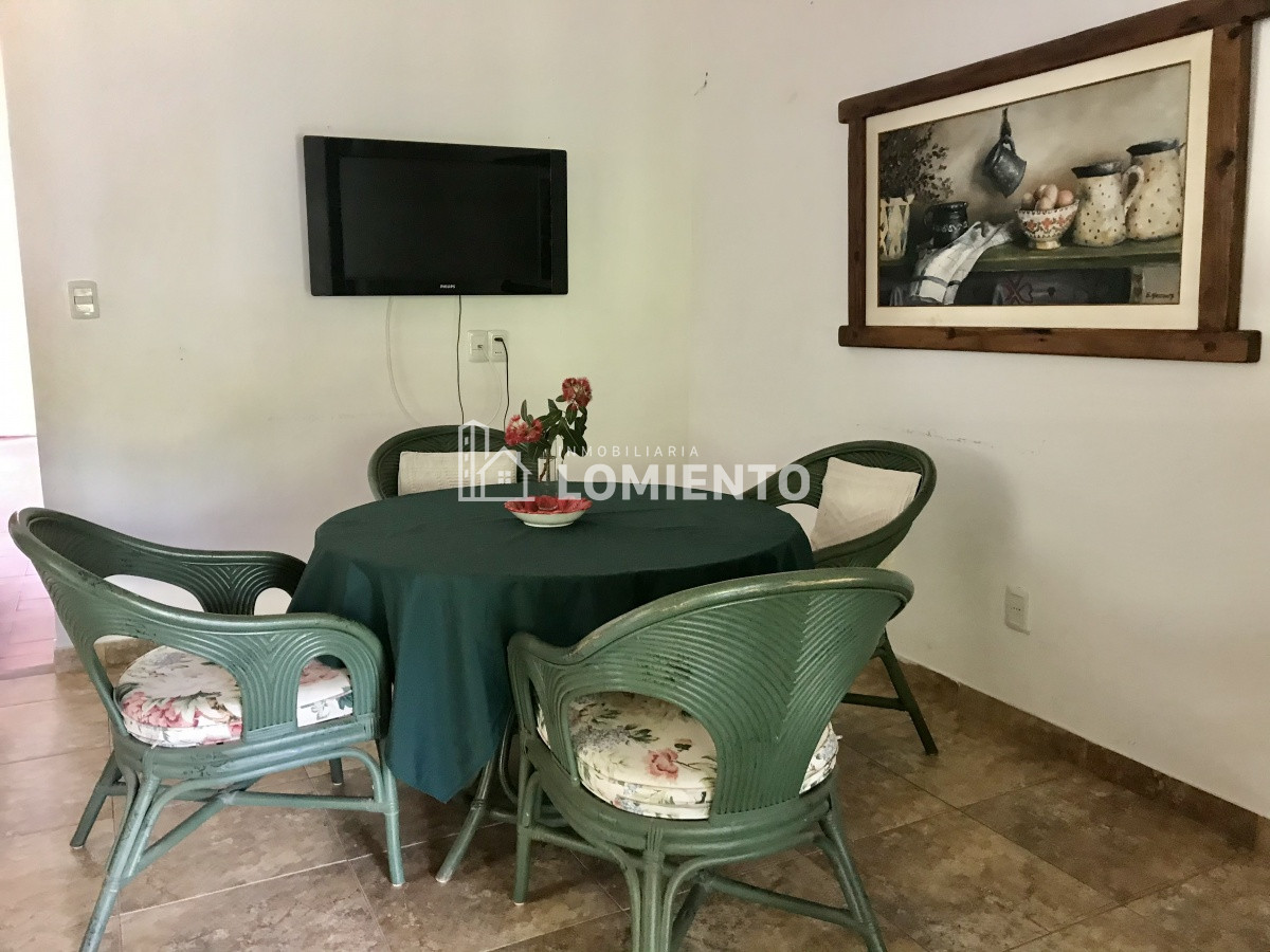 Casa ID.681 - Alquiler anual casa 3 dormitorios barrio cantegril 