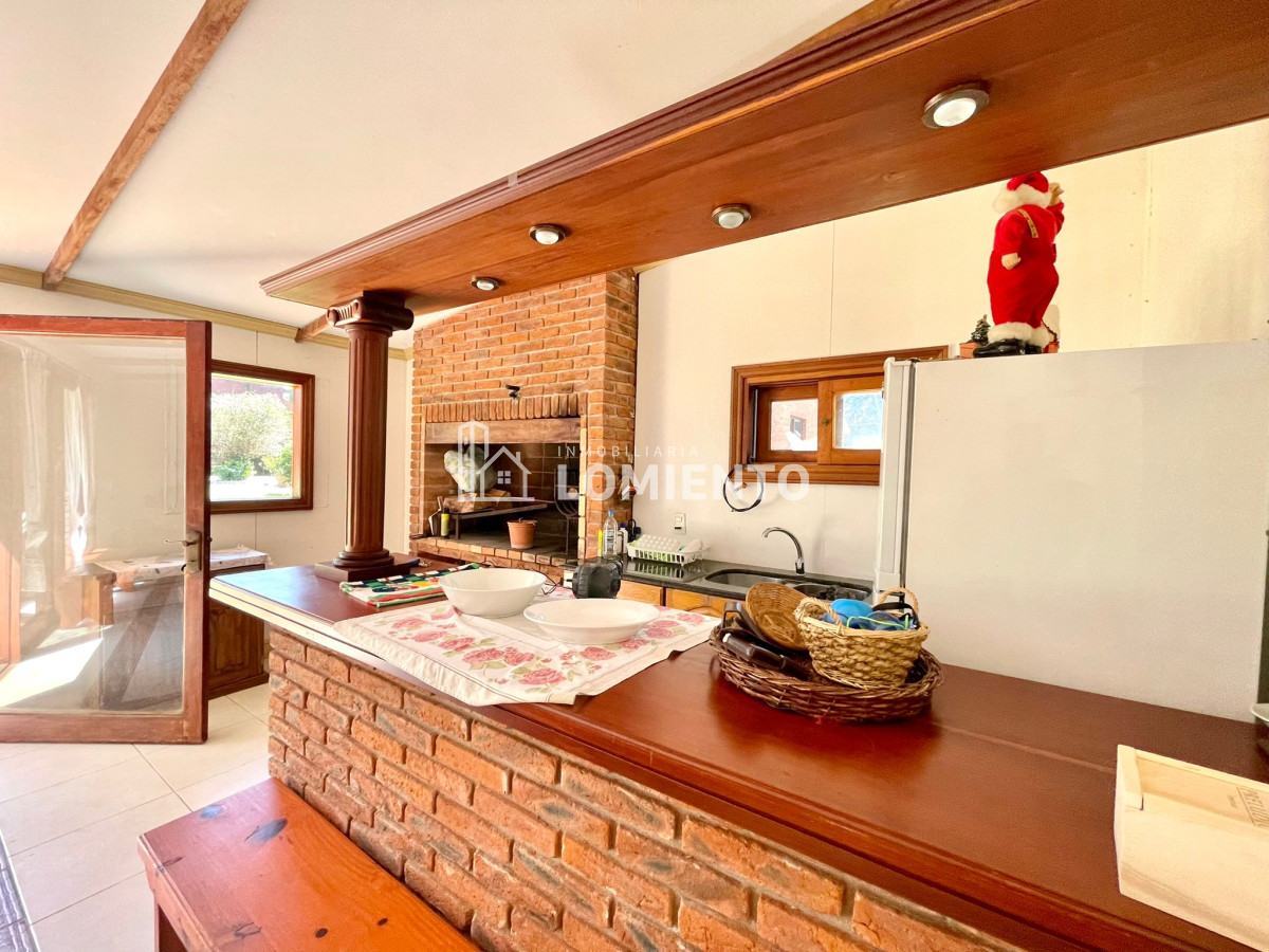 Casa ID.745 - Venta- alquiler temporada espectacular casa 4 dormitorios Cantegril 