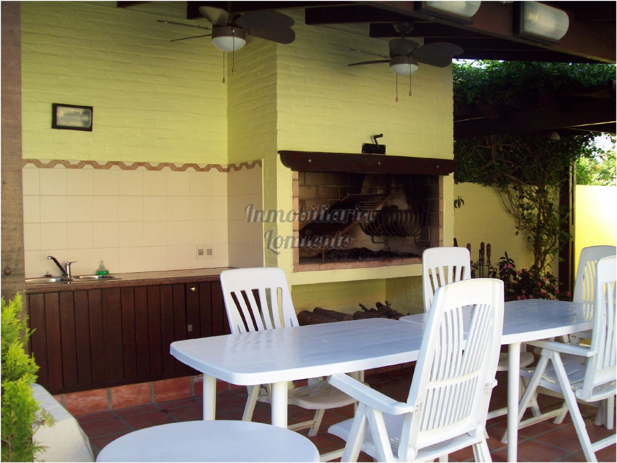 Casa ID.395 - Venta- alquiler temporada casa 3 dormitorios Zona Cantegril