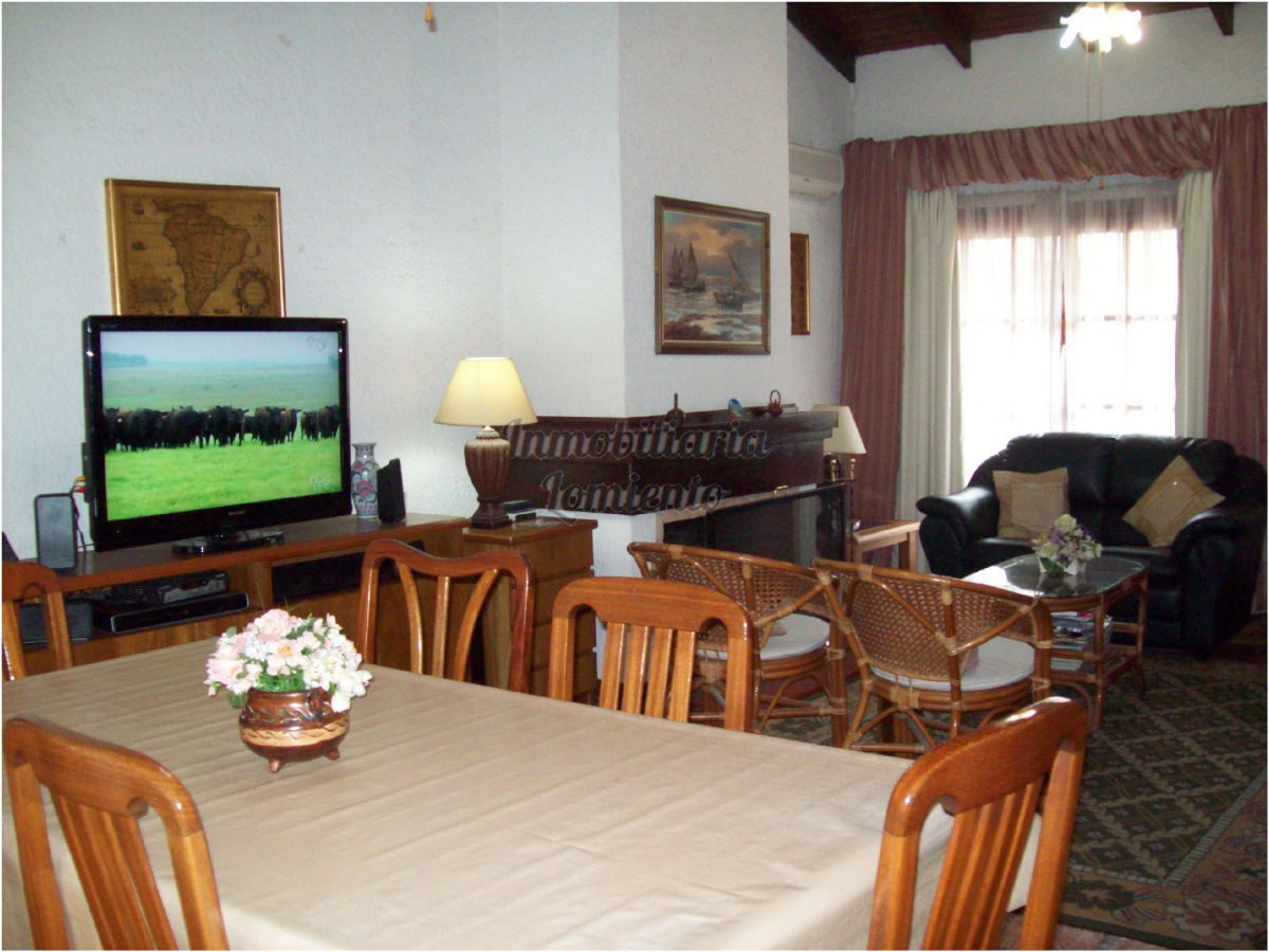 Casa ID.395 - Venta- alquiler temporada casa 3 dormitorios Zona Cantegril