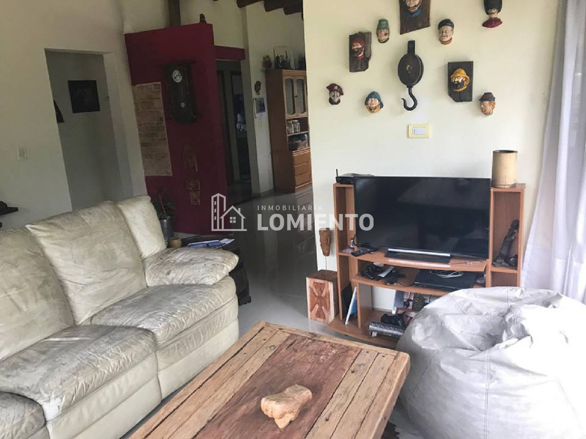 Casa ID.464 - Casa en Cantegril, 3 dormitorios *