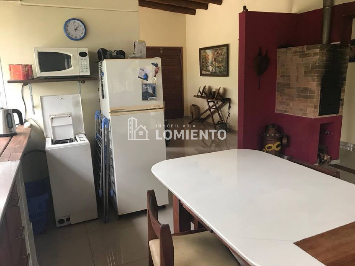 Casa ID.464 - Casa en Cantegril, 3 dormitorios *
