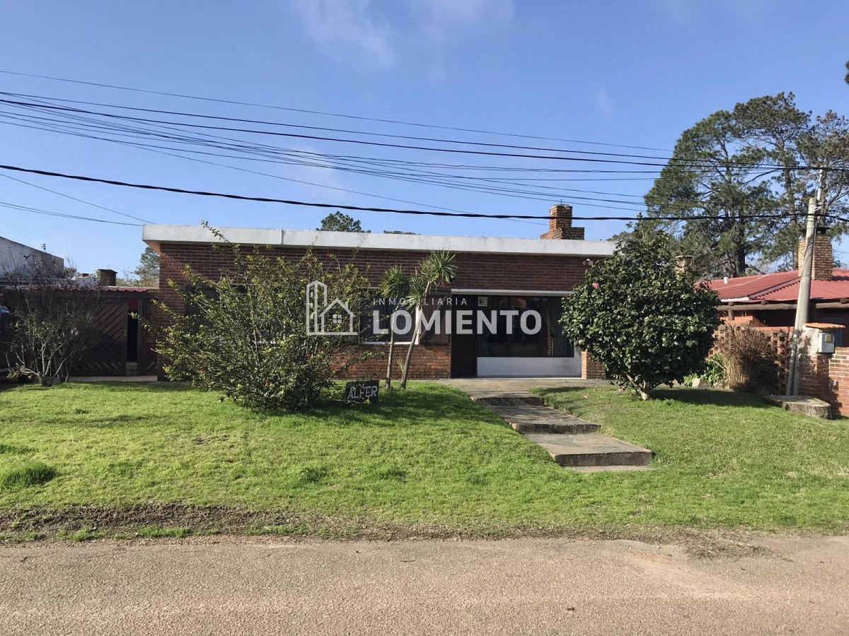 Casa ID.930 - Alquiler temporada casa 3 dormitorios proximo a playa mansa