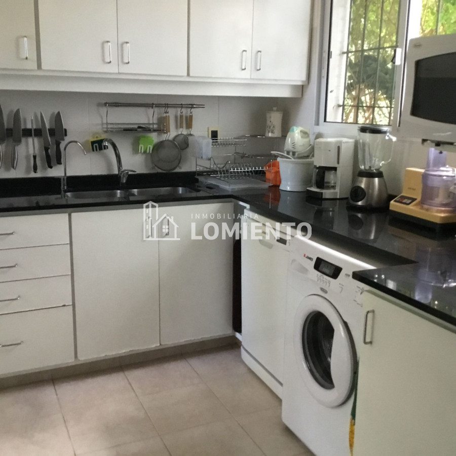 Casa ID.1069 - Venta Casa 6 dormitorios Playa Mansa